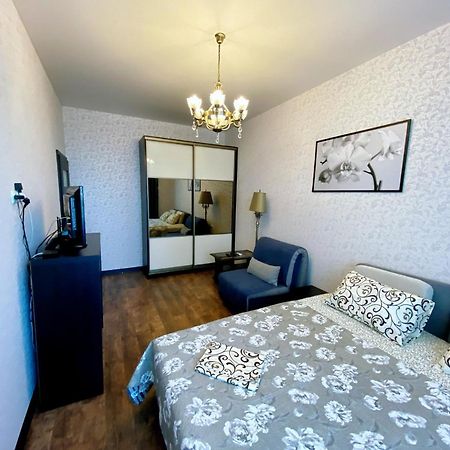 Italian Boulevard Modern Apartment โอเดสซา ภายนอก รูปภาพ